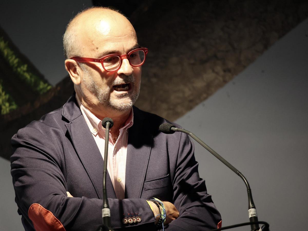 Francisco González.