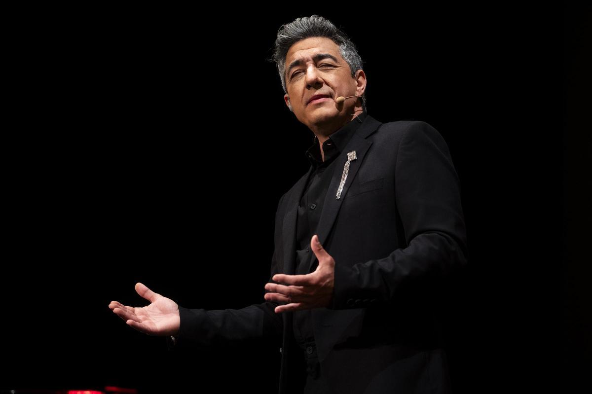 El concierto de Juan Valderrama en Cáceres, en imágenes