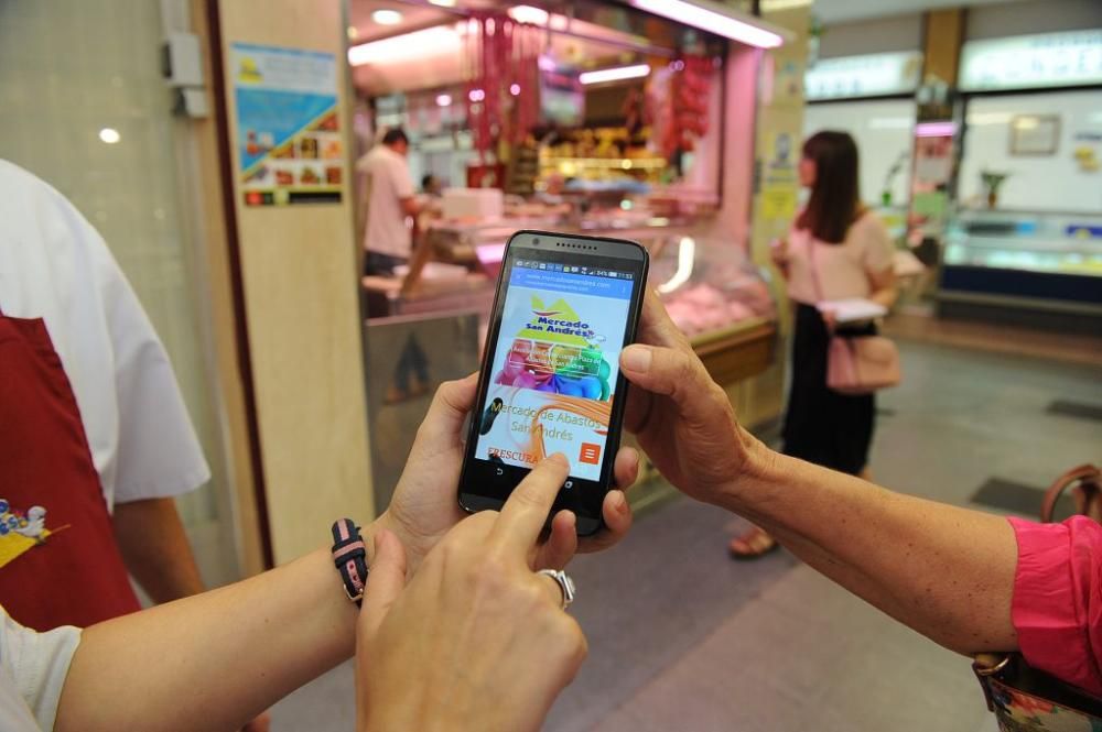 El mercado de abastos de San Andrés se sube al carro de las ventas por internet