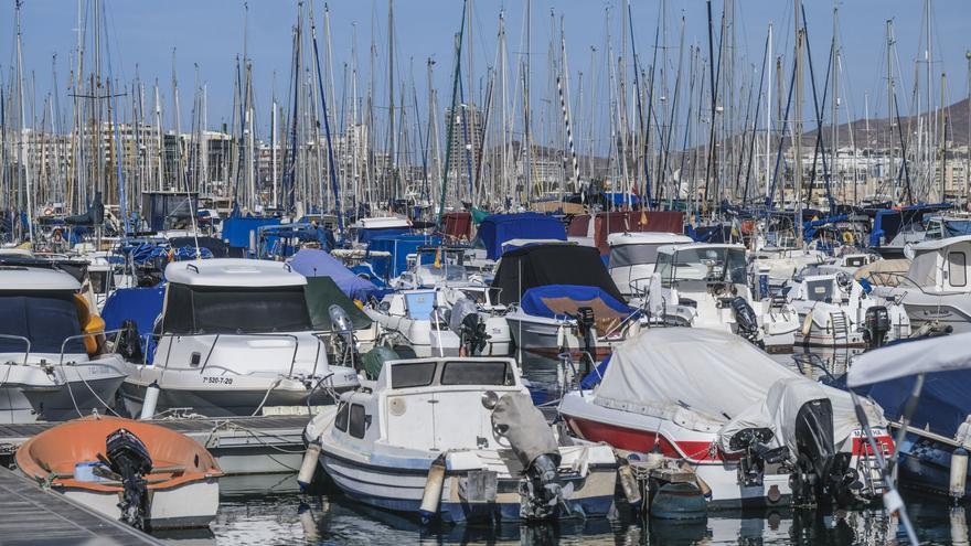 Desahucios en el Puerto de Las Palmas: dos colectivos intentan frenar el desalojo de una «mujer mayor en situación de extrema vulnerabilidad» del Muelle Deportivo