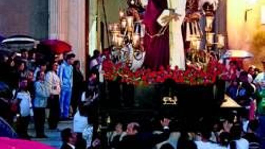 Por primera vez en 20 años, la Patrona de Badajoz se queda en su ermita