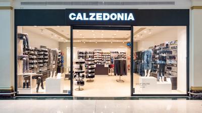Calzedonia es una de las firmas habituales en los centros comerciales.
