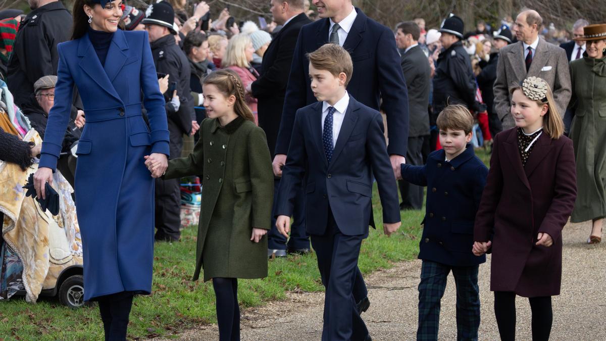 Los príncipes de Gales y sus tres hijos, en la última aparición pública de Kate Middleton.