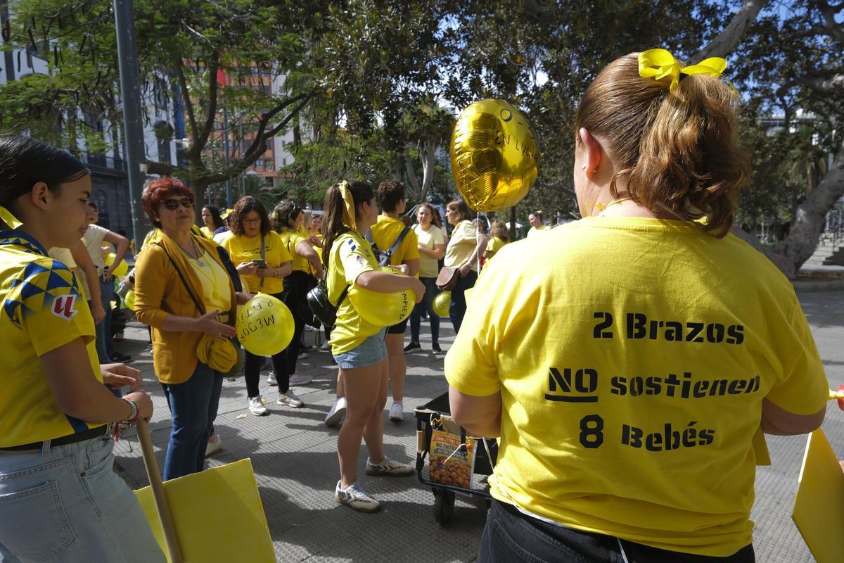 Concentración de trabajadoras de centros de educación infantil (0 a 3 años), en el parque San Telmo