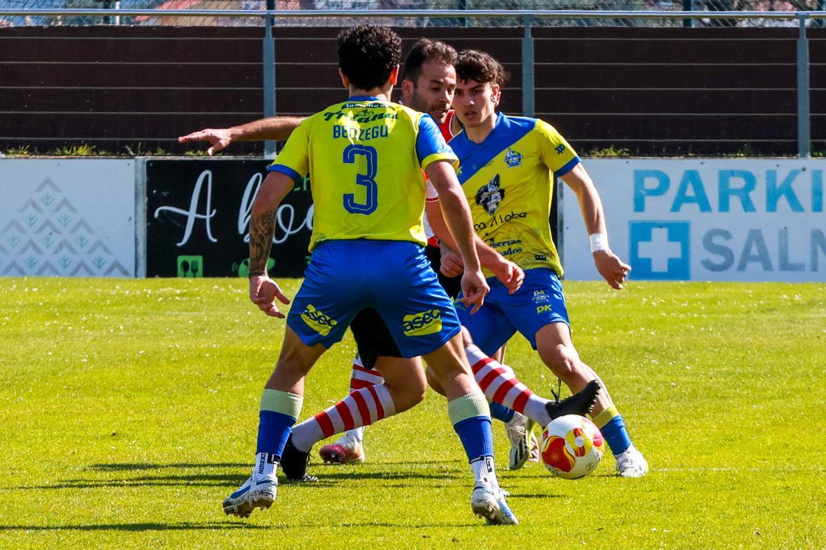 El Céltiga se lleva el derbi con el Cambados (2-0)