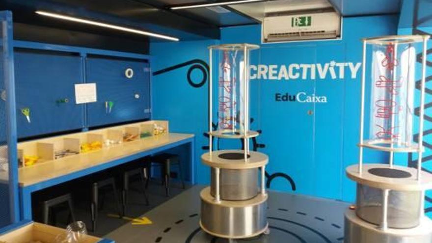 La Caixa lleva a Tavernes nuevas herramientas para la educación con Creactivity