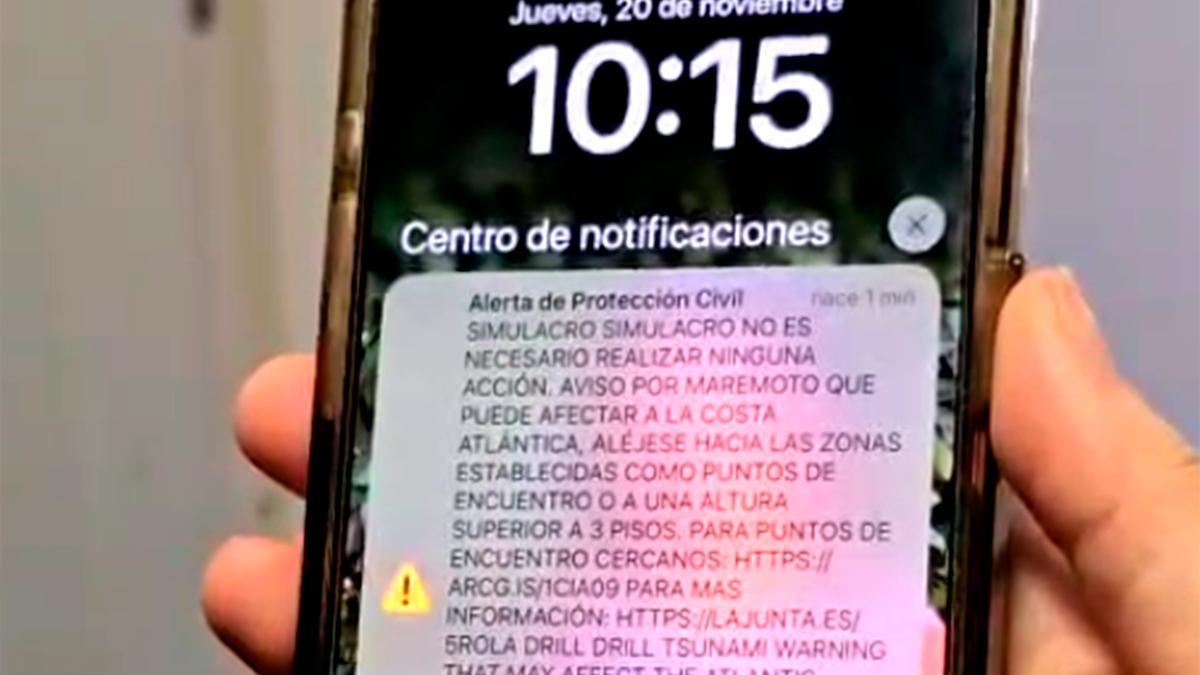 VÍDEO | Así recibieron el simulacro de la alerta de tsunami en Cádiz