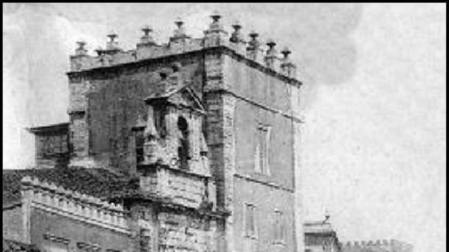 A la izquierda, una estampa de las llamadas «tiendas del aire» en los primeros años del siglo XX. Sobre estas líneas, la plaza del Seis de Agosto, con la estatua de Jovellanos.