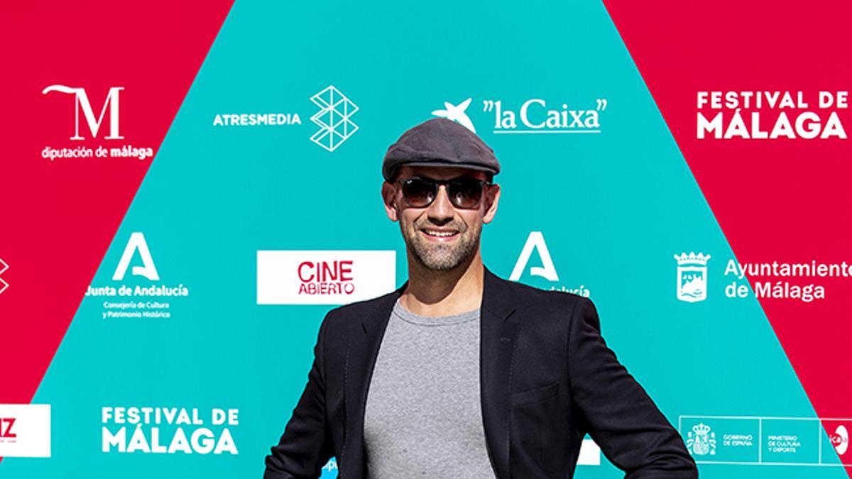 Gonzalo Miró posando en el Festival de cine de Málaga