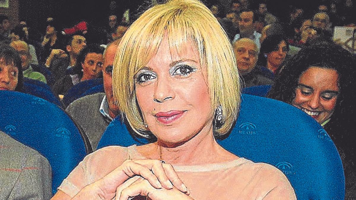 La actriz Bárbara Rey durante el IV Festival Internacional de Cine Gay Lésbico de Andalucía (Idem) que se celebra en Córdoba hasta el 20 de marzo. EFE