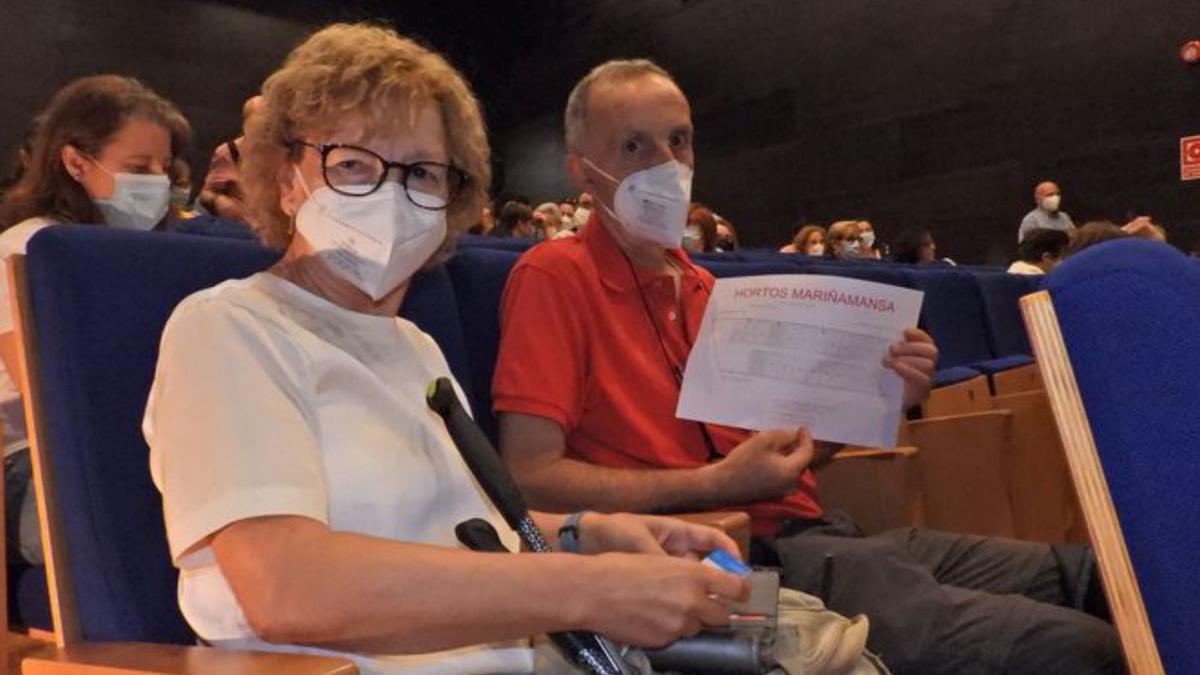 Camila ayer, en el Auditorio durante el sorteo, acompañada por su esposo