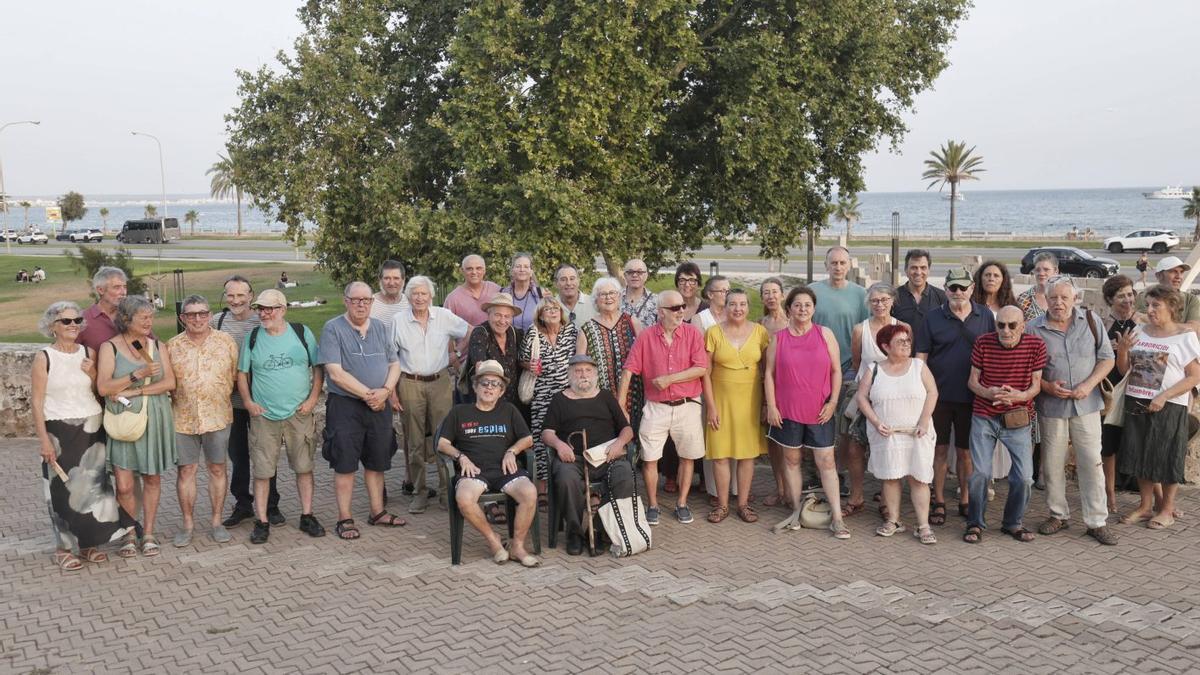 Sa Calatrava dice adiós a sus fiestas con un homenaje a los pioneros
