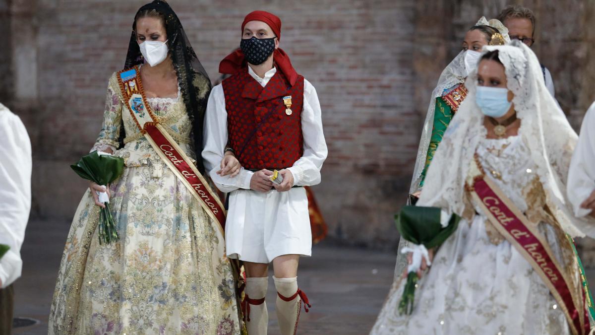 Búscate en el primer día de Ofrenda por las calles del Mar y Avellanas entre las 20:00 y 21:00 horas