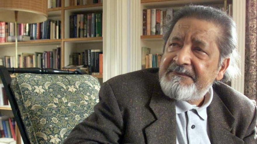 El escritor británico Vidiadhar Surajprasad Naipaul.