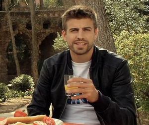 El vídeo de Piqué i Elmo animant a una alimentació sana.