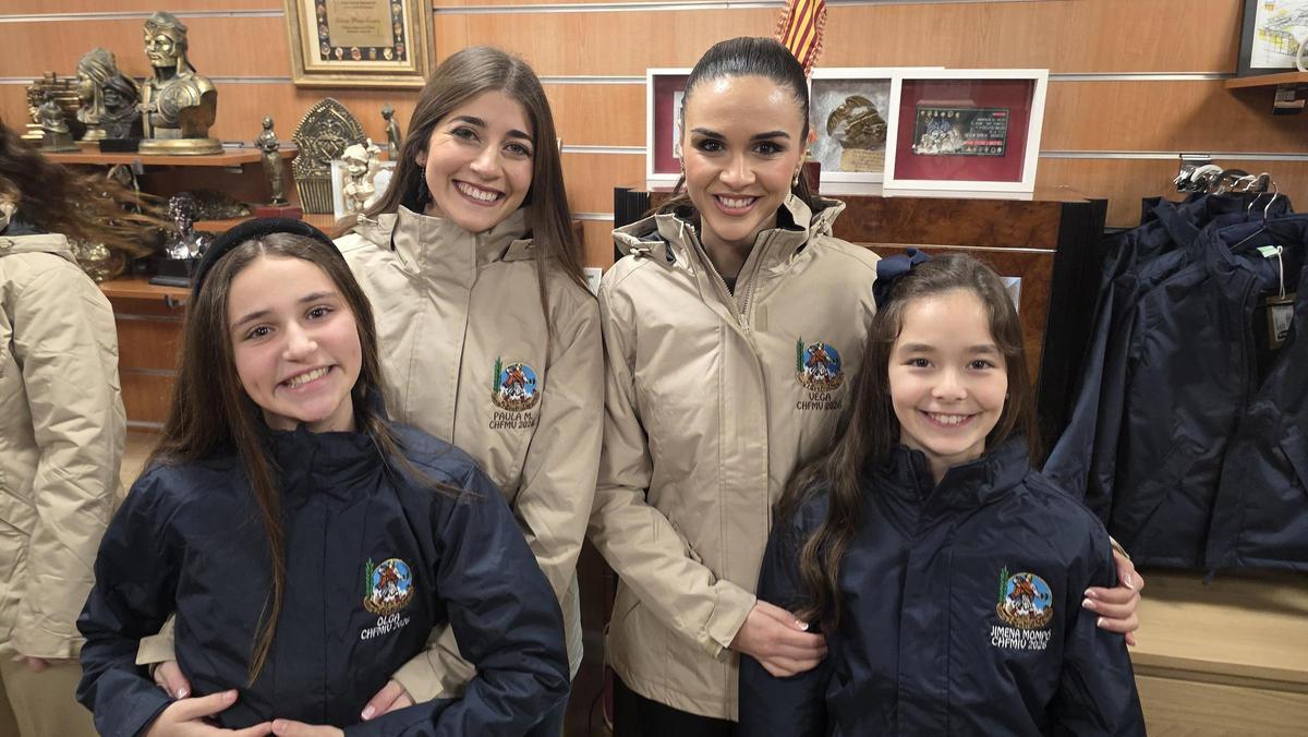 Las parkas ya están en poder de las cortes de honor