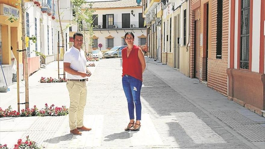 Acaban las obras de la calle Antonio Lara de El Carpio