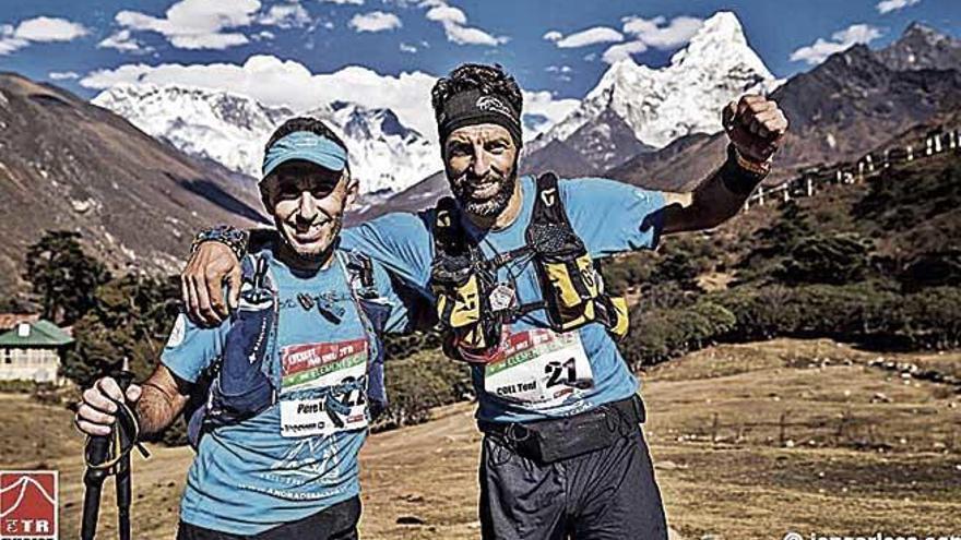 Coll y Garau brillan en la Everest Trail