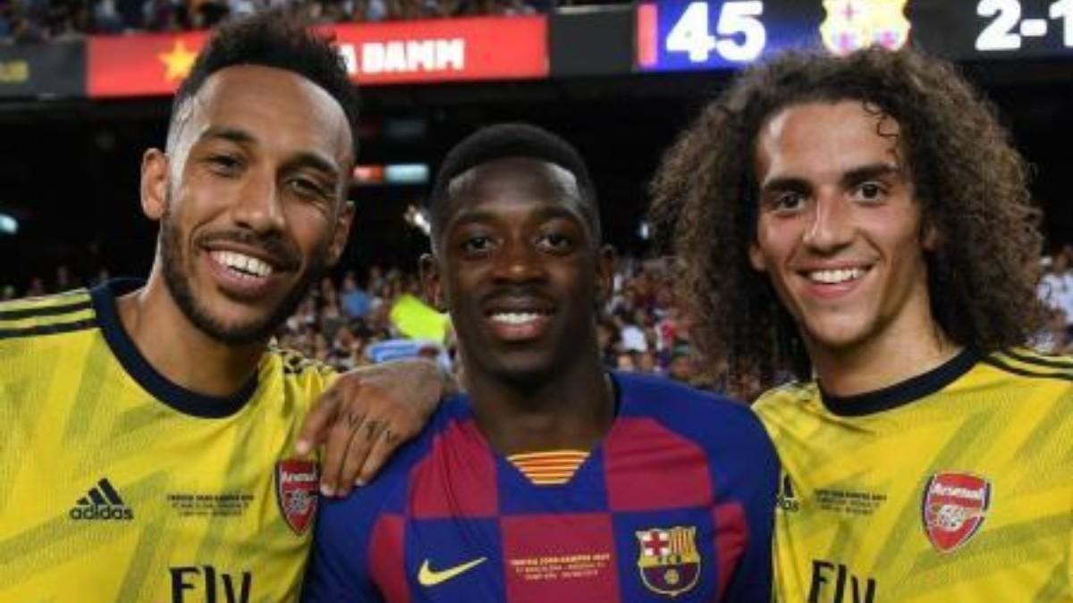 Aubameyang y Dembélé posan juntos tras un Gamper