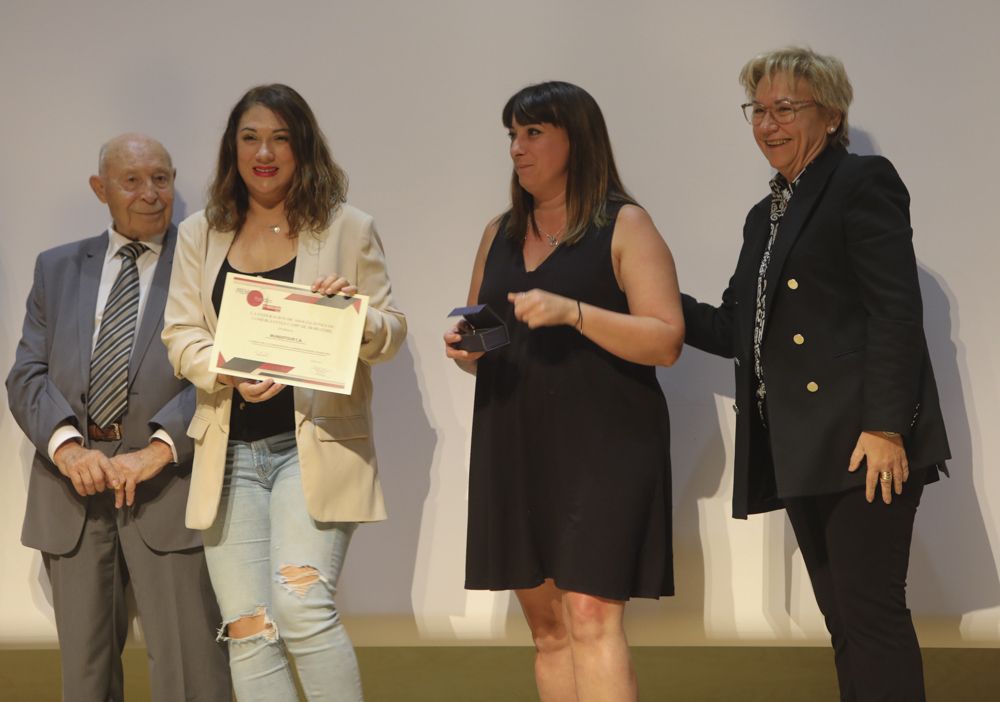 Facosa premia al comercio local en Sagunt.