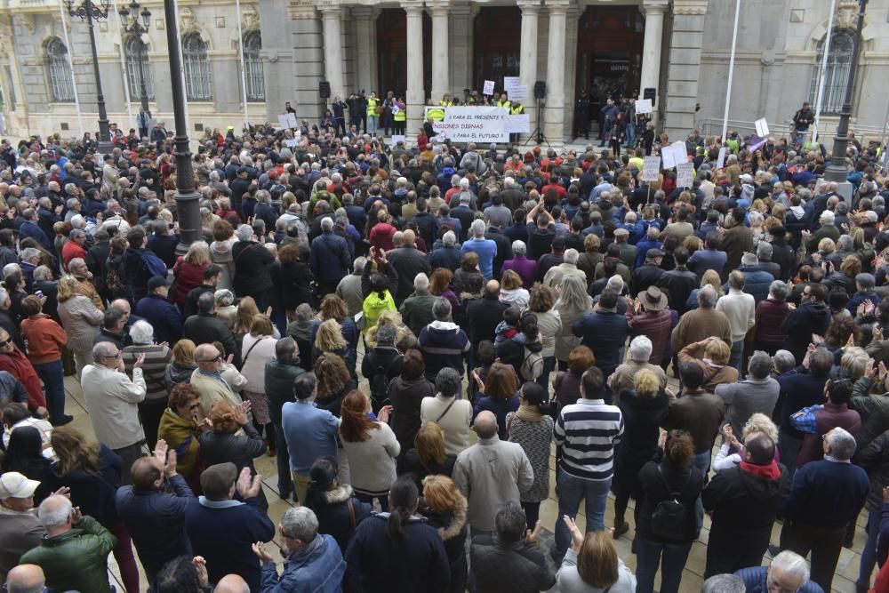 Manifestación por unas pensiones dignas en Cartagena