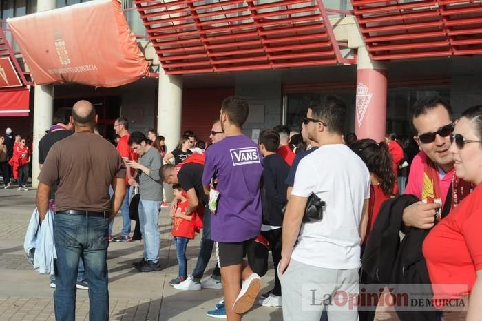 Tensión en la puerta de Nueva Condomina