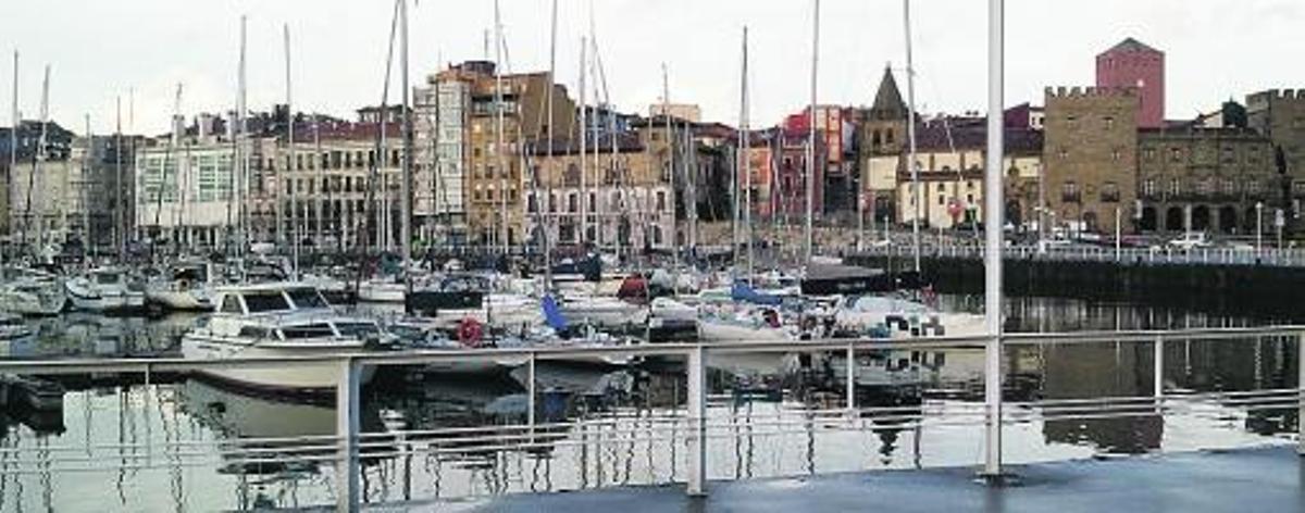 Todo Gijón en cinco «letronas»