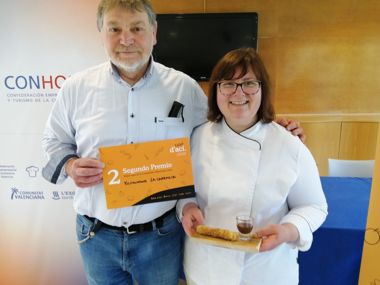 Miguel y Cati recogieron esta semana el premio a la segunda mejor tapa de toda la Comunitat Valenciana.