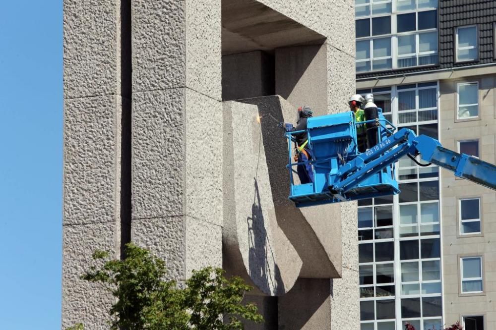 Así luce la Plaza de América de Vigo a unos días de finalizar su humanización