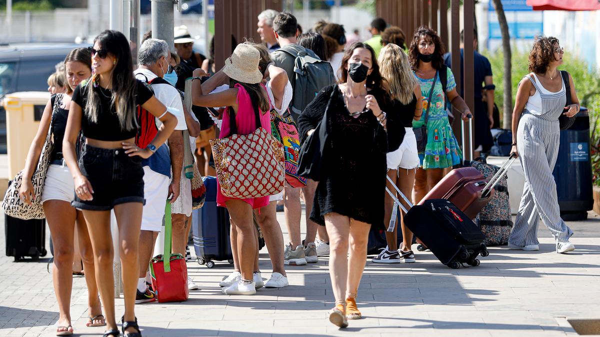 Turistas en Ibiza, este verano.