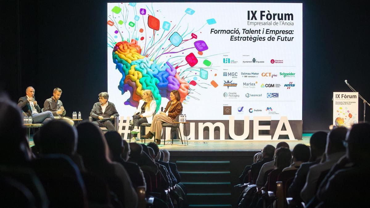 Una de les taules rodones celebrades al Fòrum