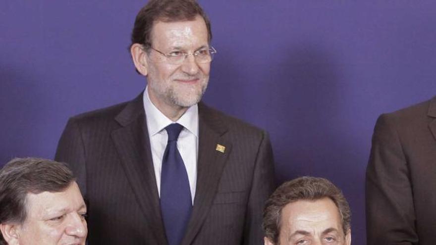 Por la izquierda, Durão Barroso, Rajoy y el presidente francés, Nicolas Sarkozy.