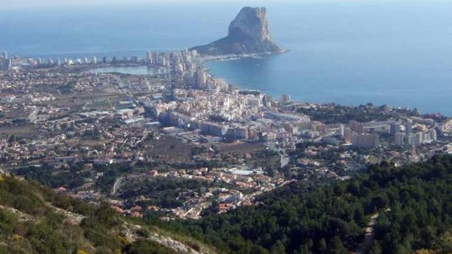 Imagen de Calp tomada desde la Serra d&#039;Oltà.