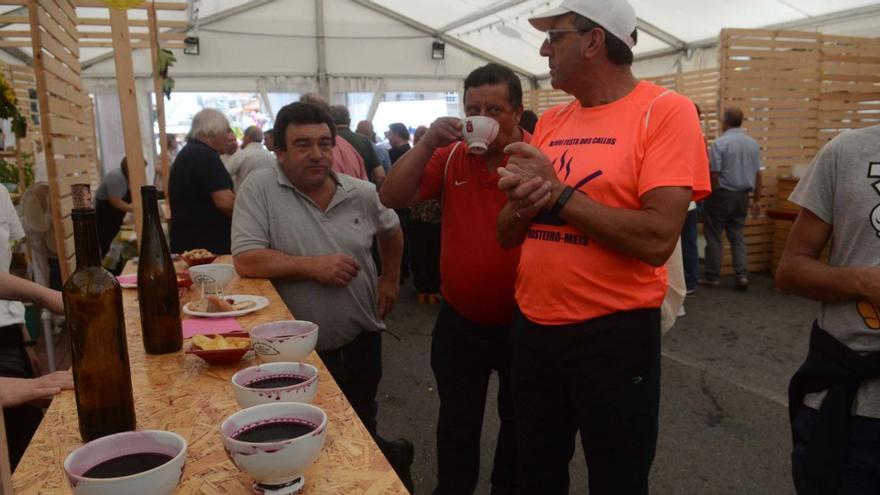 El vino tinto convierte a Barrantes en capital festiva de O Salnés