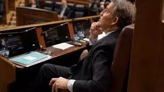 Feijóo guarda silencio sobre Mazón mientras analiza cuál es el mal menor para el PP