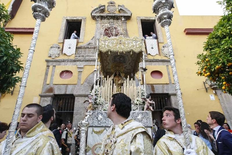 Las imágenes de las salidas de la virgen del Carmen.