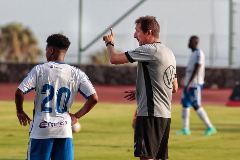 Primer partido amistoso del CD Tenerife, contra el Águilas