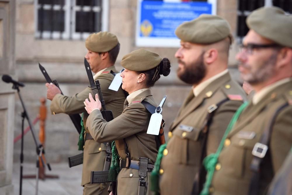 Homenaje a la bandera de la Asociación de Meigas de las Hogueras de San Juan