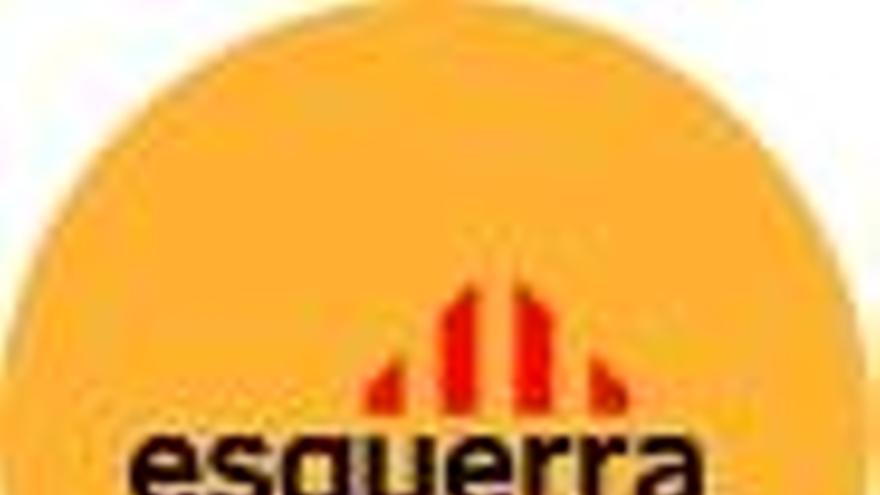 ESQUERRA REPUBLICANA va aconseguir 364 regidors el passat 22 de maig, tot situant-se per primera vegada com a segona força amb més representació municipal, per darrere de ciu i davant del psc. a més, va ser la llista més votada en 32 municipis i va obtenir la majoria absoluta en quatre més.