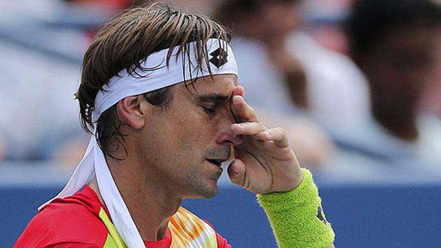 Un errático Ferrer dice adiós al Open USA al caer ante Simon