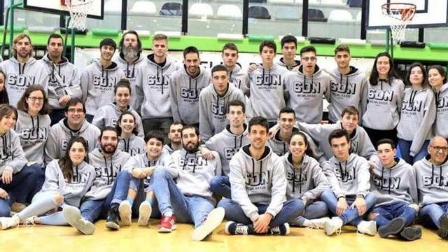 Entrenadores y técnicos del Seis do Nadal. FdV