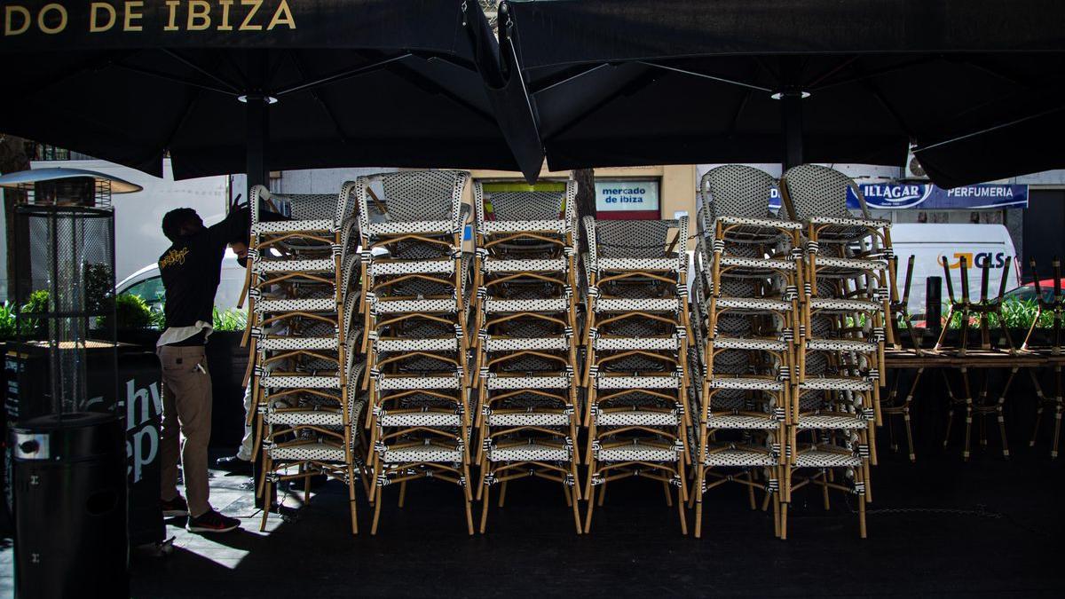 Una terraza en el barrio de Ibiza, en Madrid.