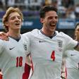 Gordon y Rice celebrando el primer gol de Inglaterra ante Costa Rica