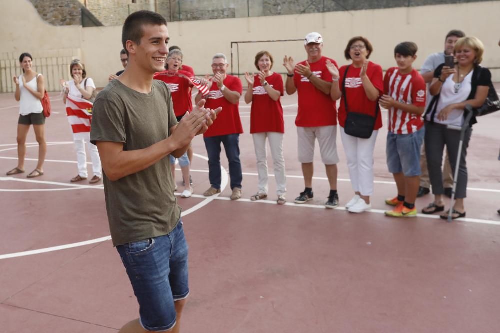 Les penyes Pere Pons i Pablo Machine celebren a Sant Joan de Mollet la gran temporada del Girona FC