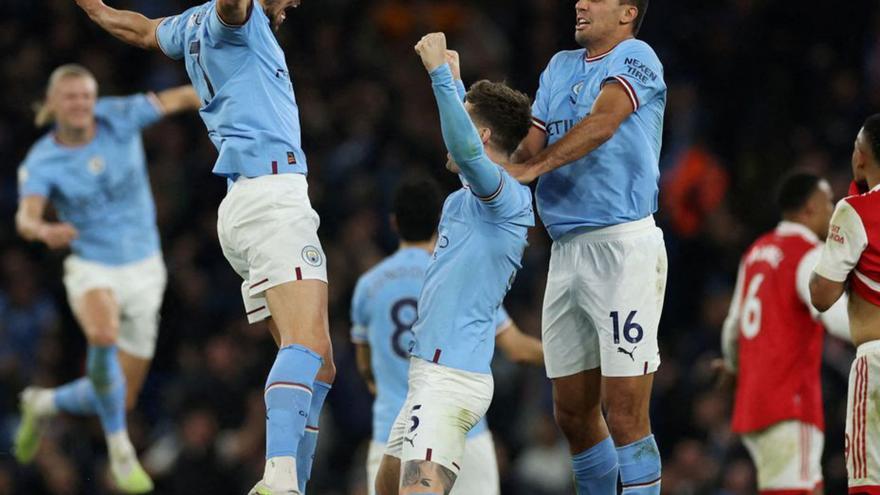 Jugadores del City celebran la victoria. |  // PHIL NOBLE