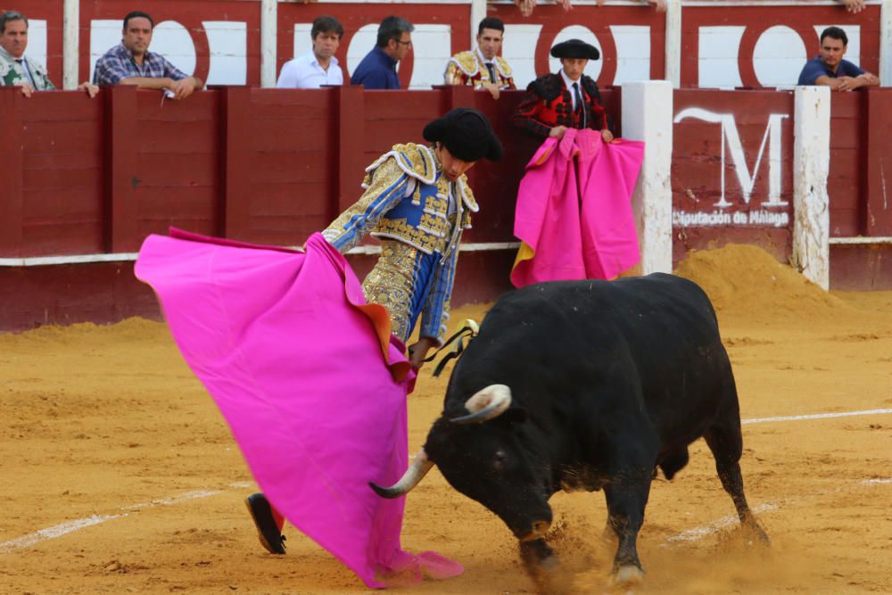 Castella y Talavante dan brillo a la tarde en Málaga