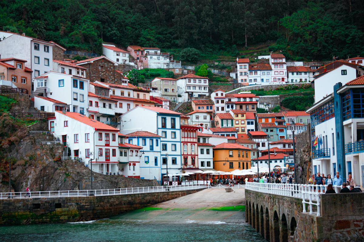 Vista de Cudillero (Asturias).