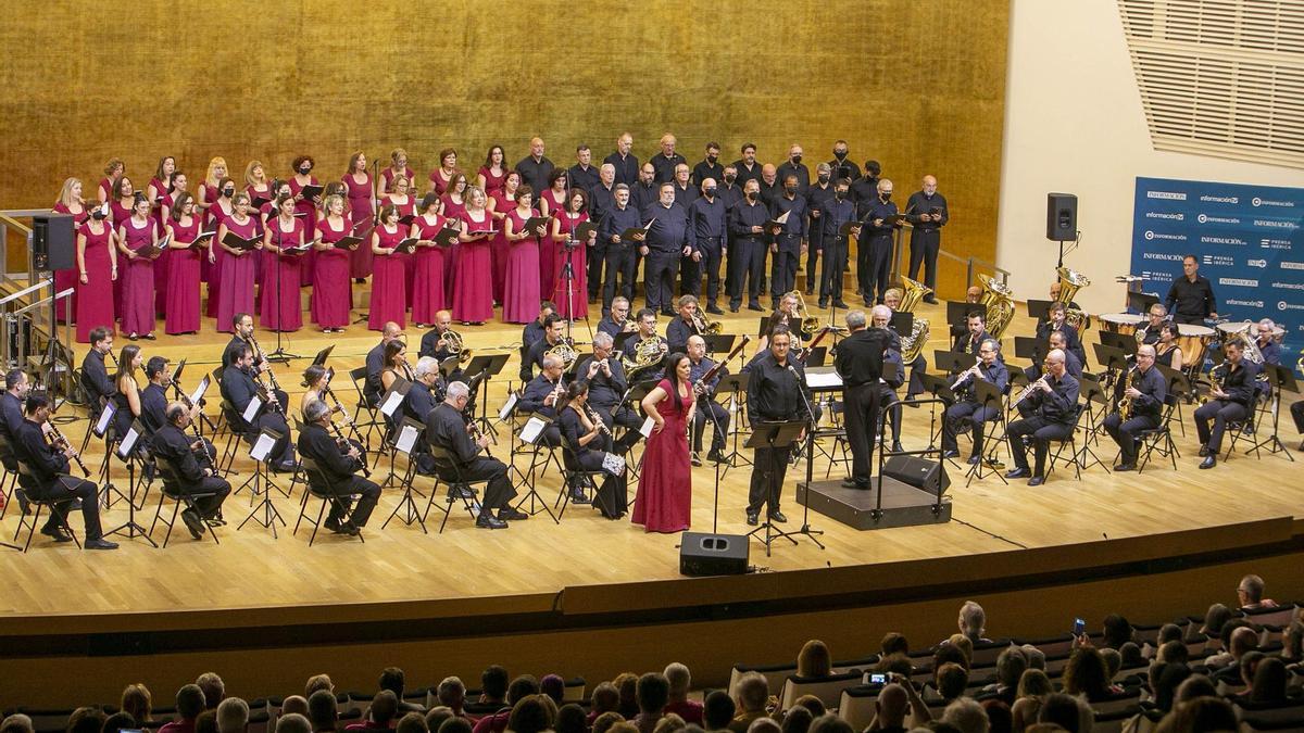 El concierto de Hogueras de INFORMACIÓN del pasado 2022.