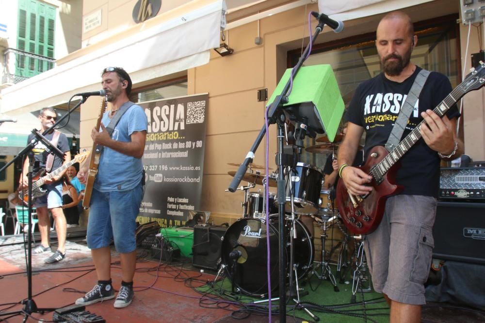 La jornada del jueves estuvo amenizada por bandas como Free Soul Band, La Maruja y otras hierbas, A pelo con la de palo, Proyecto Mandarina, Kassia, Mr. Propper, Grupo Merced y Tocata