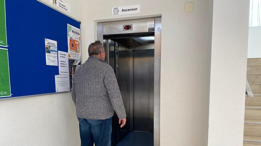 El Campello recupera los ascensores de cinco edificios públicos tras nueve meses sin servicio
